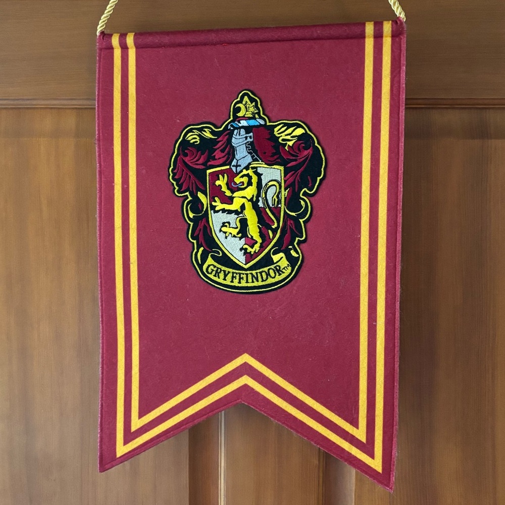 Gryffindor Banner with Crest